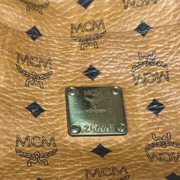 MCM Leather Tote - Picture 3 of 7